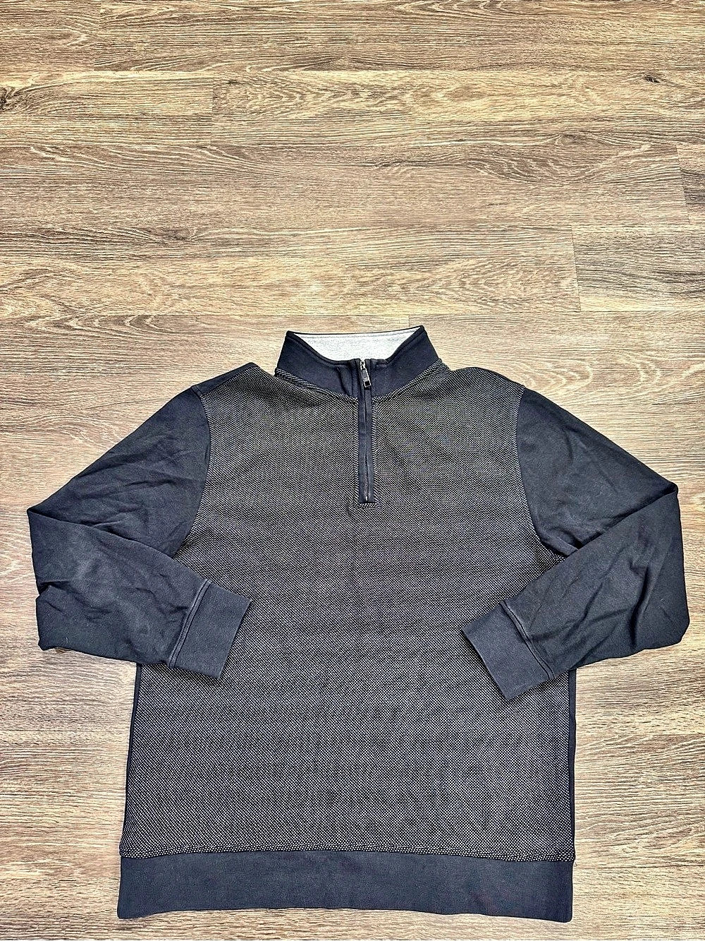 Ted Baker London Men’s XL Navy Textured Quarter Zip Pullover Sweatshirt